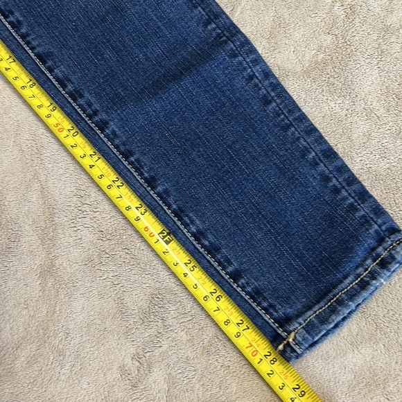 American Eagle Outfitters Curvy Super Hi-Rise Jegging - Picture 13 of 14